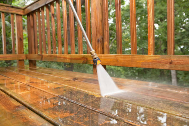 Best Deck Pressure Washing  in Casselberry, FL